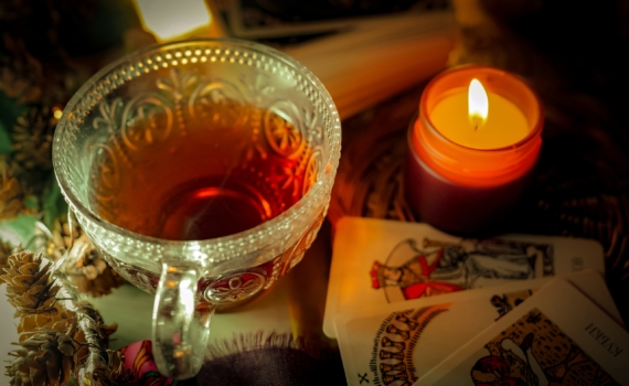 Расклад Таро на неделю с 24 по 30 ноября 2025: карты дают совет для каждого знака зодиака Расклад Таро на неделю с 24 по 30 ноября 2025: карты дают совет для каждого знака зодиака