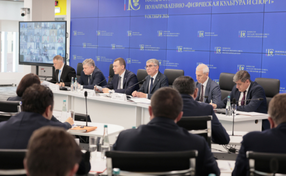 Миляев провел заседание комиссии Госсовета по направлению «Физическая культура и спорт» о развитии студенческого спорта Миляев провел заседание комиссии Госсовета по направлению «Физическая культура и спорт» о развитии студенческого спорта